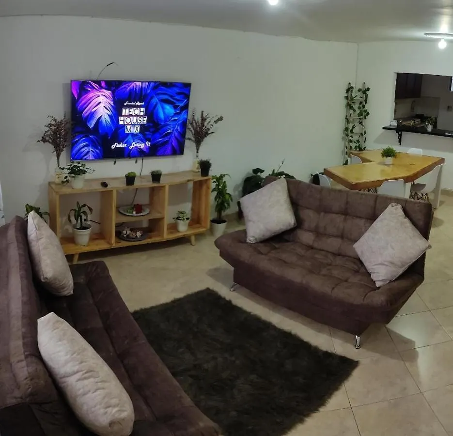 Guest house Casa Verde Medellin Hotel Colombia